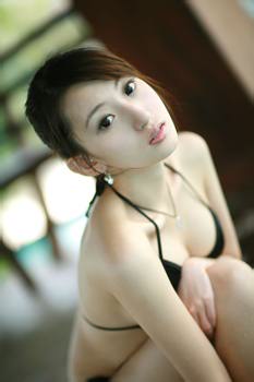 李行亮画的麦琳